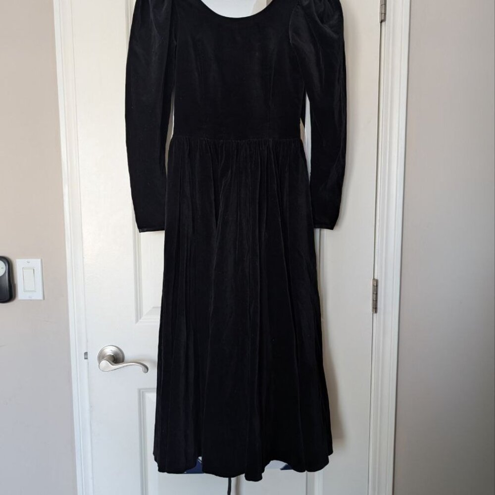 Vintage Laura Ashley Black Velvet Dress Puff Sleeves Size USA 6 / UK 8 / EUR 34 - Picture 8 of 17
